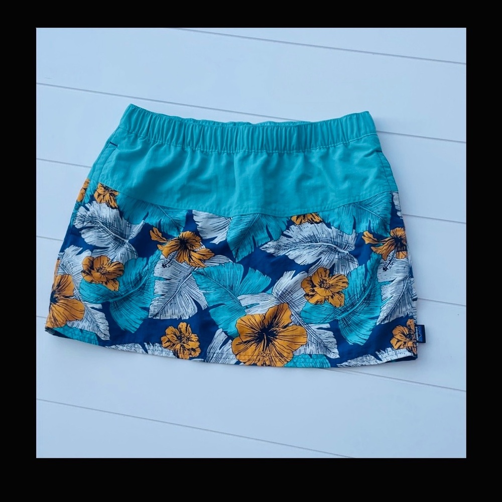 Patagonia Dri fit Baggies Drifit skirt! Size small